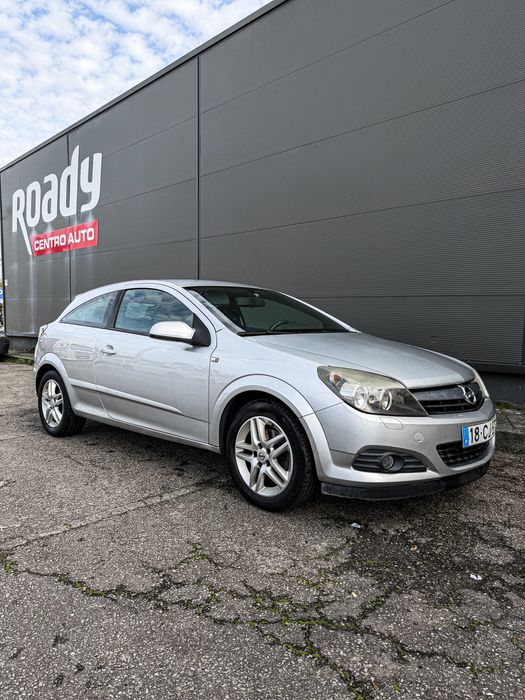 Opel Astra GTC CDTI 1.3