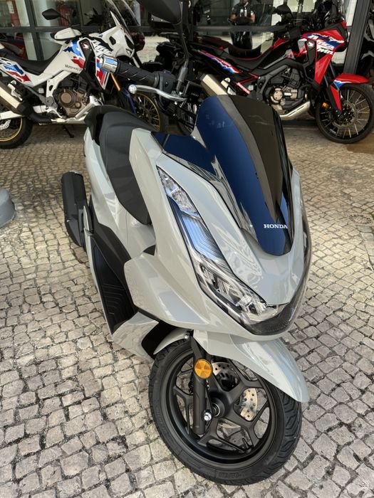 Motos disponíveis/Lisboa PCX E  NMAX