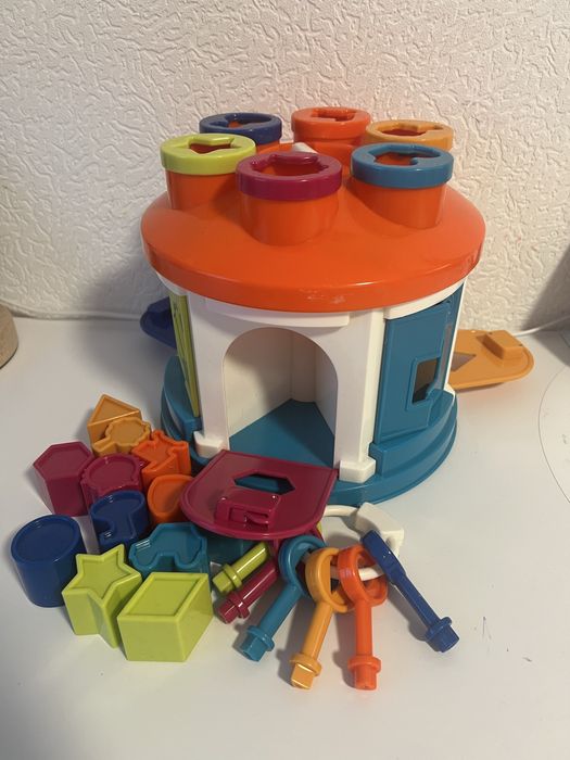 Іграшка-сортер battat