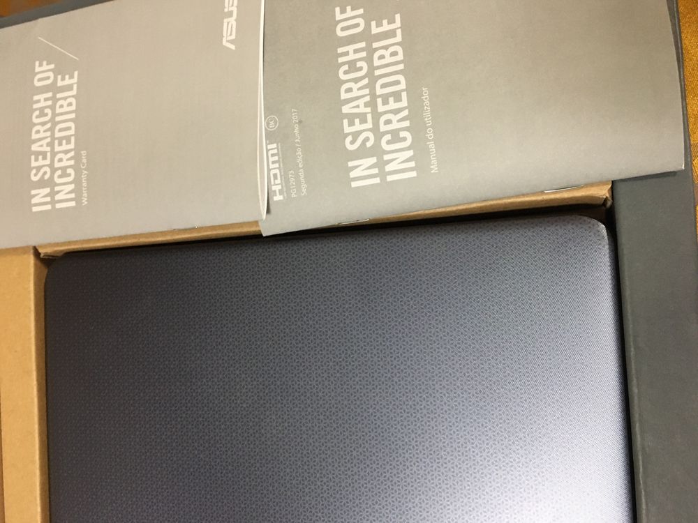 ASUS portátil vivobook