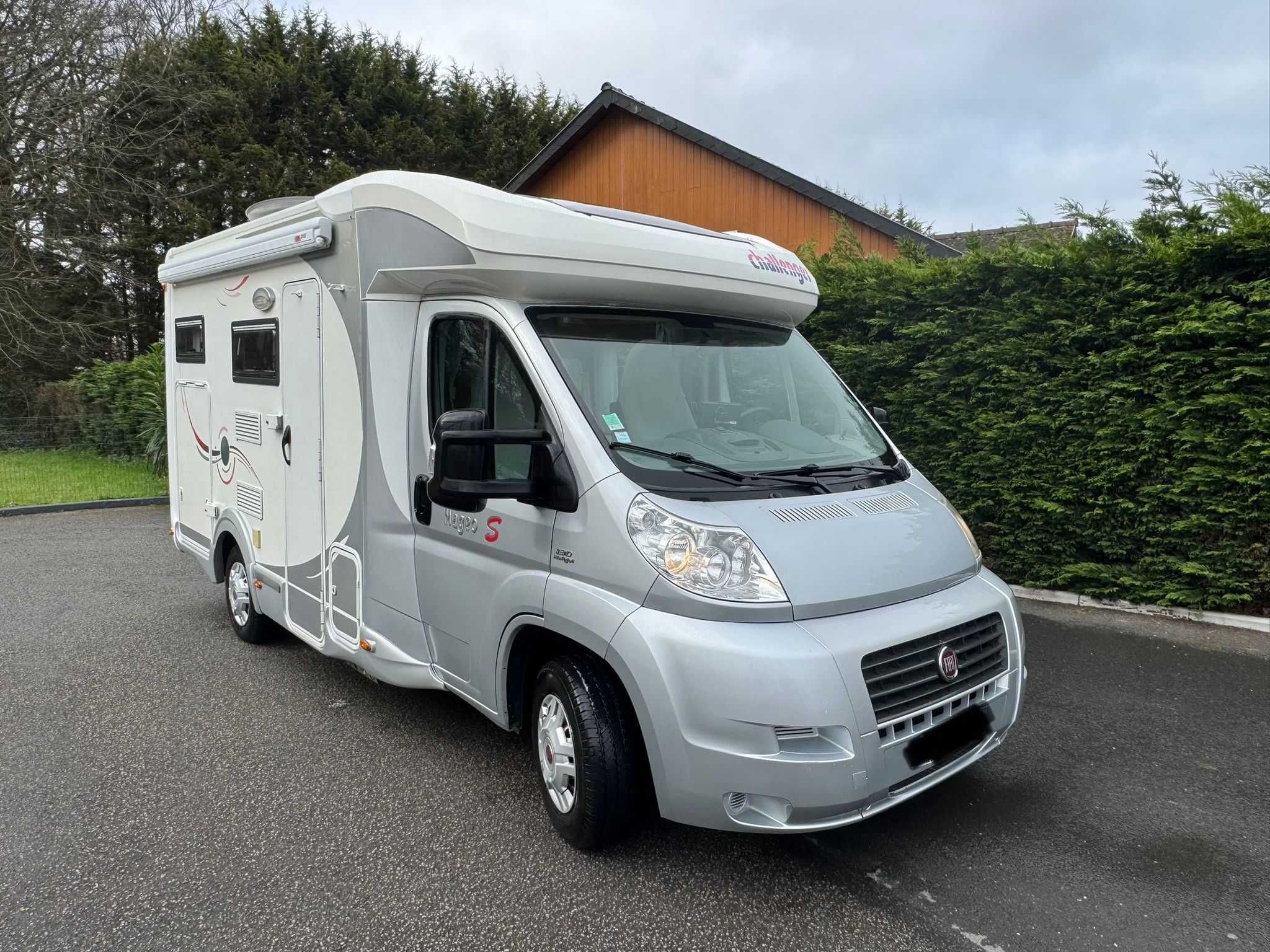 Autocaravana Fiat Ducato 6 v CHALLENGER 2009, Iveco 2.3 Multijet C/ AC