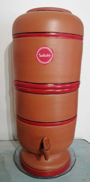 Filtro de Agua em Barro Salute 10 L de 3 Velas Carvão + com 3 Bóias