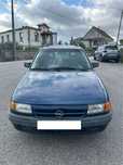 Opel Astra-F Azul