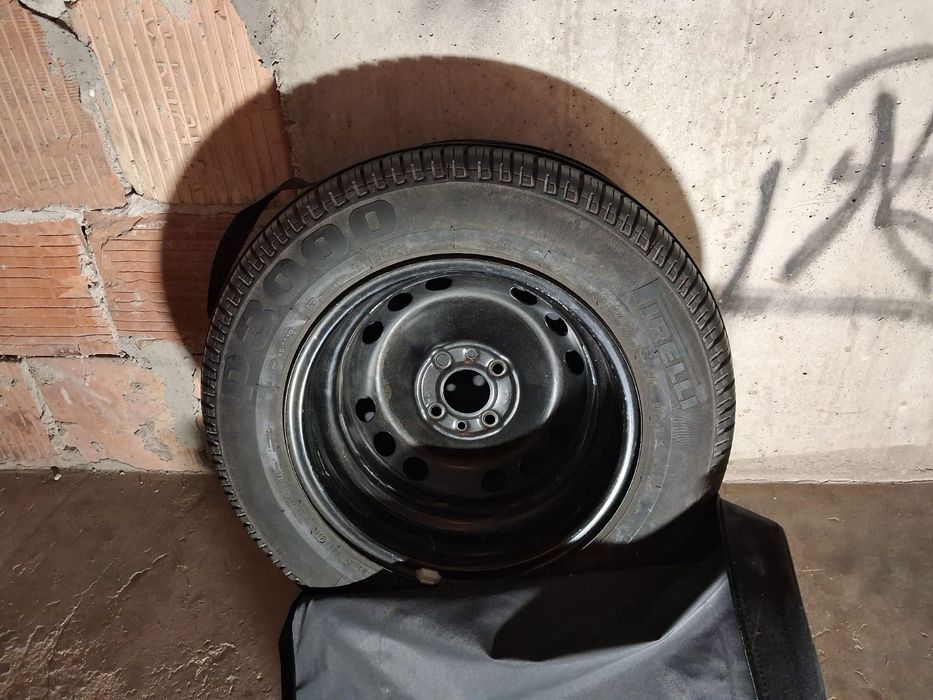 Koło zapasowe opona Pirelli 175/70R14 4x98 na feldze Fiata