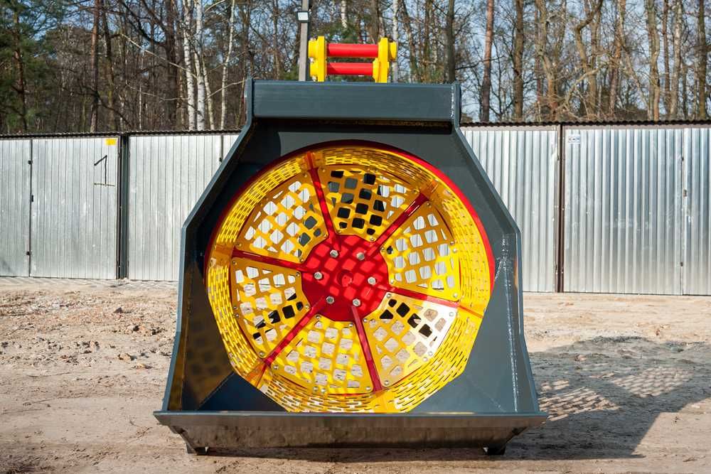 Przesiewacz łyżka przesiewająca Nowa.Producent