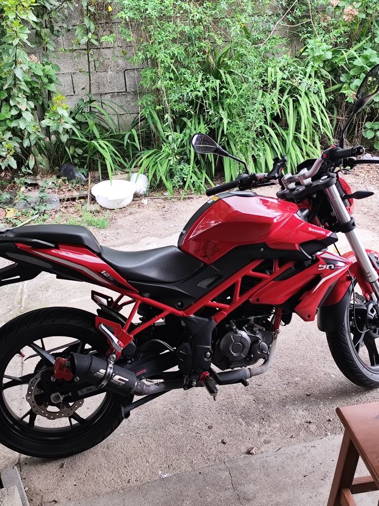 Troco/Repasso financiamento Benelli 125 Leia o Anúncio