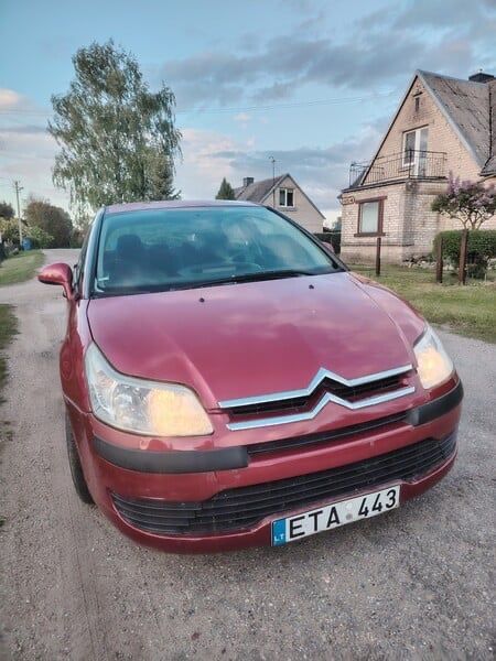 Разборка Шрот Ситроен С4 1,6 бензин. Двери , капот , крылья