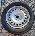 Jante 16" com pneu 205/60 R16