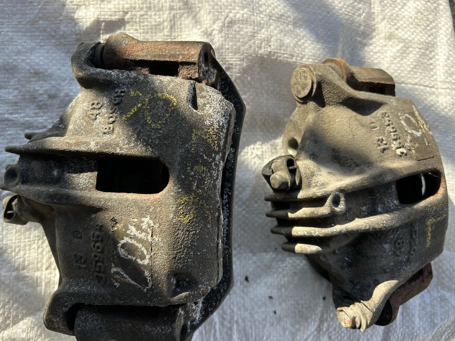 Супорт гальмівний Пежо 206