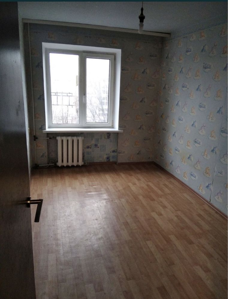 Продам 2 комнатную квартиру Янгеля пр Богдана Хмельницкого  ул Титова