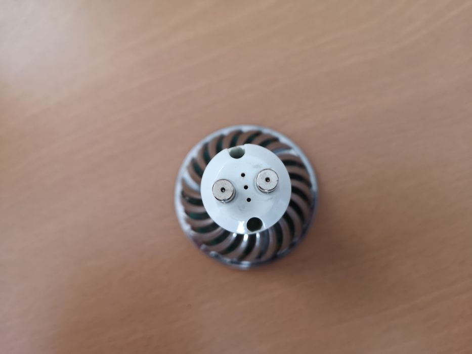 Lâmpadas LED 4,5W 3000k A++