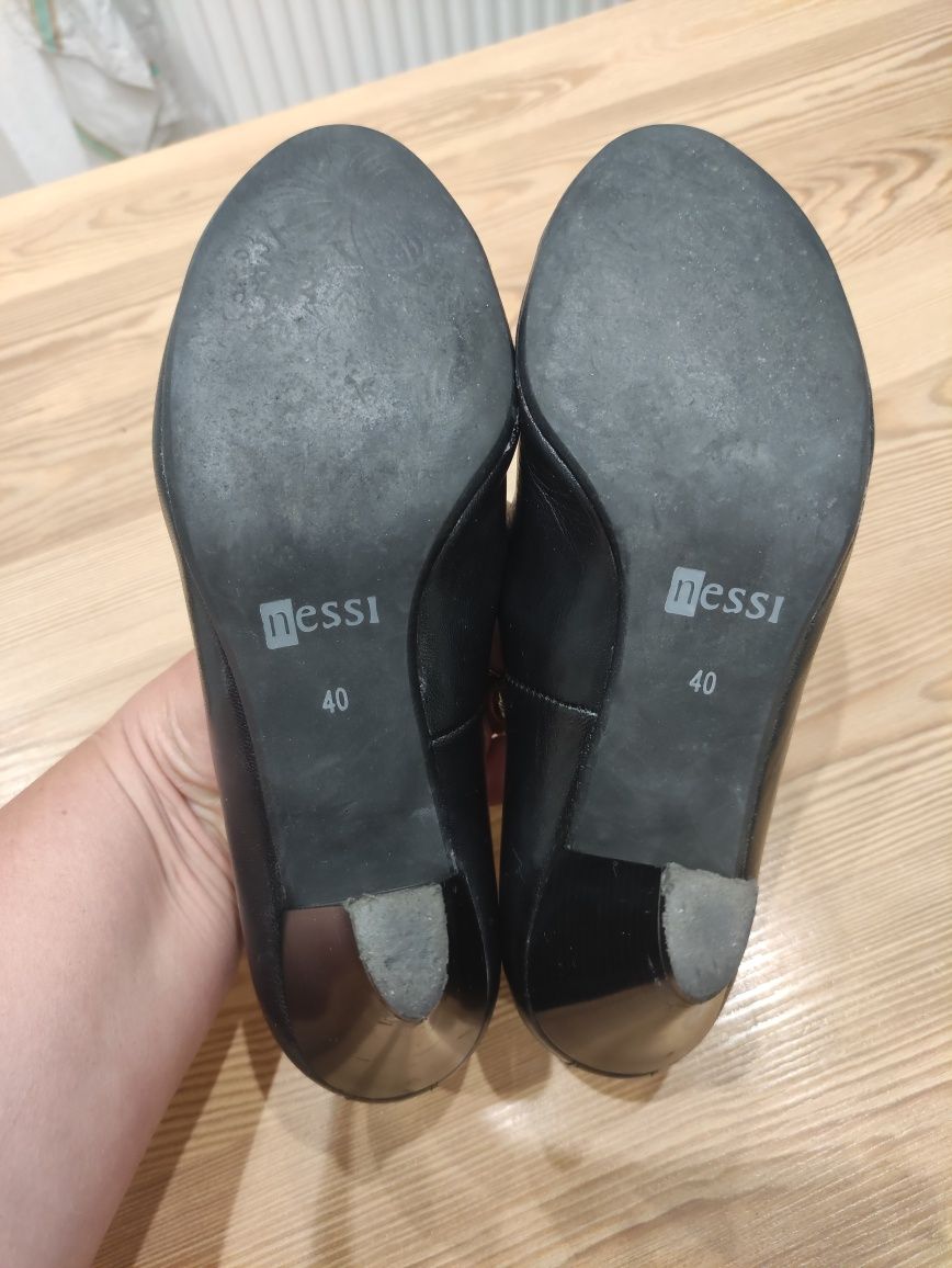 Buty damskie Nessi