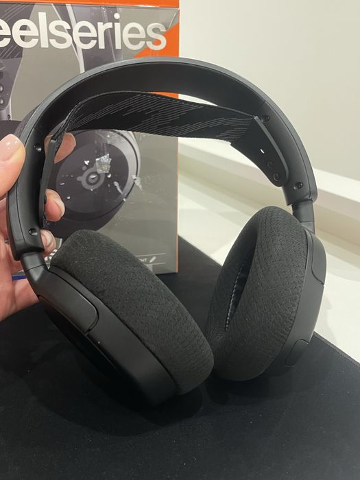 SteelSeries Arctis Nova 1 Black