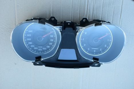 licznik zegar HYUNDAI IX20 1.4 16V B 12R.94003-1K010