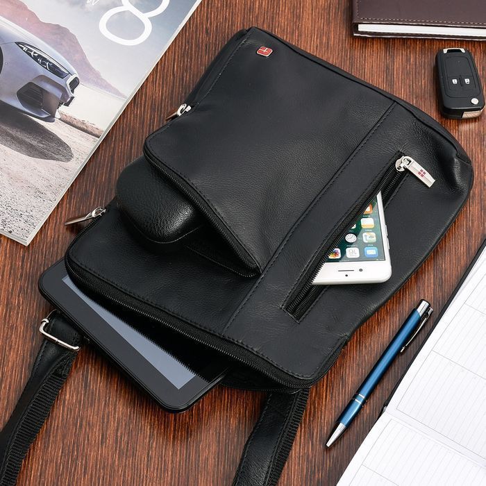 Torba męska skórzana Albatros Czarna pionowa raportówka praktyczna