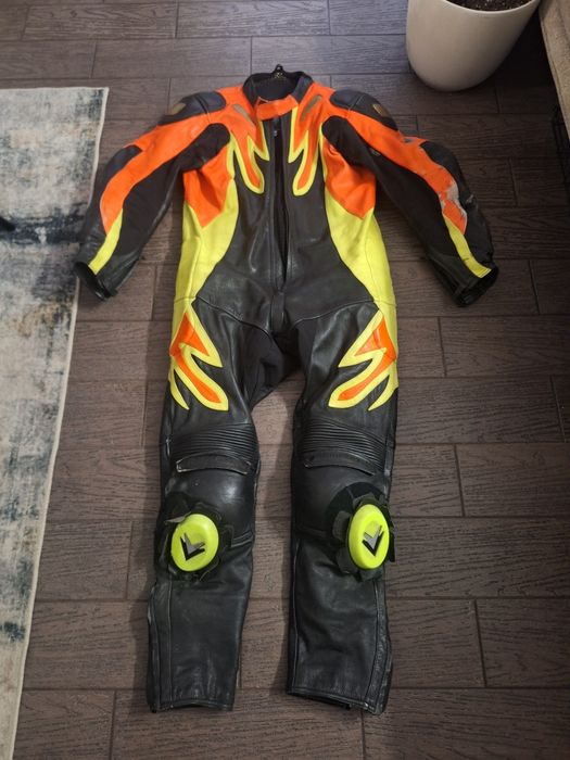 Kombinezon motocyklowy z butami