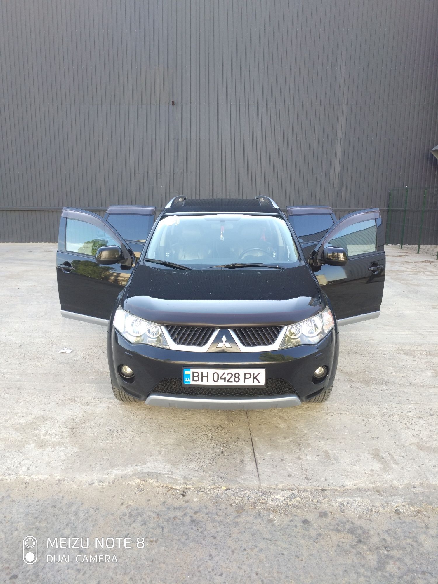 Mitsubishi Outlender XL 2008