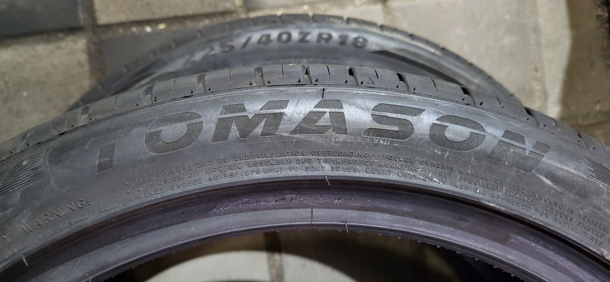 Шини літні  225 40 R18 92Y Tomason Sportrace