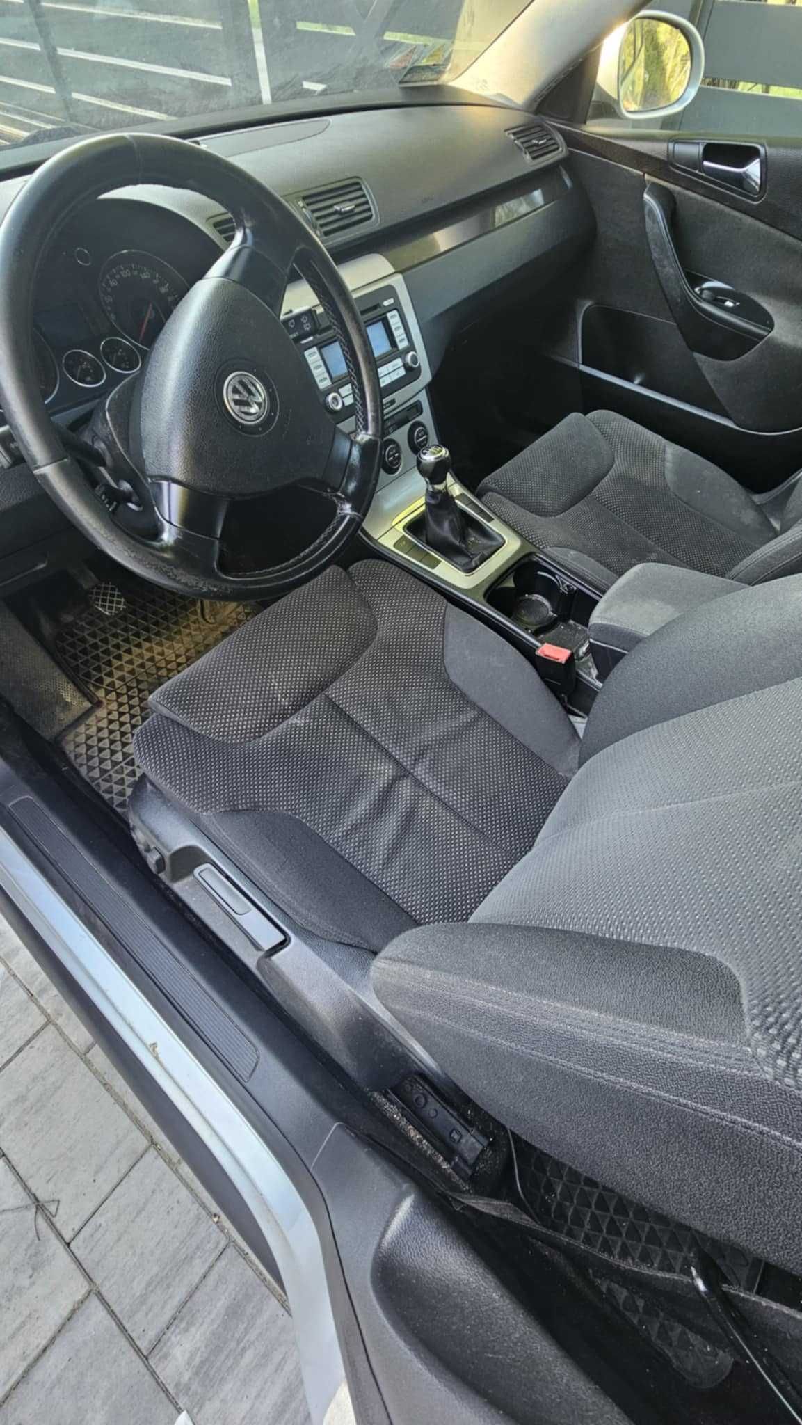 Passat B6 2.0 TDI  Jeden właściciel od nowości 8)