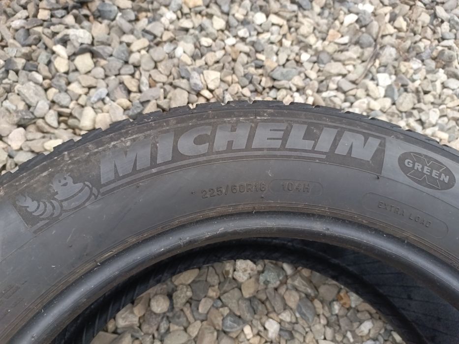 225.60.18 Michelin 4 шт
