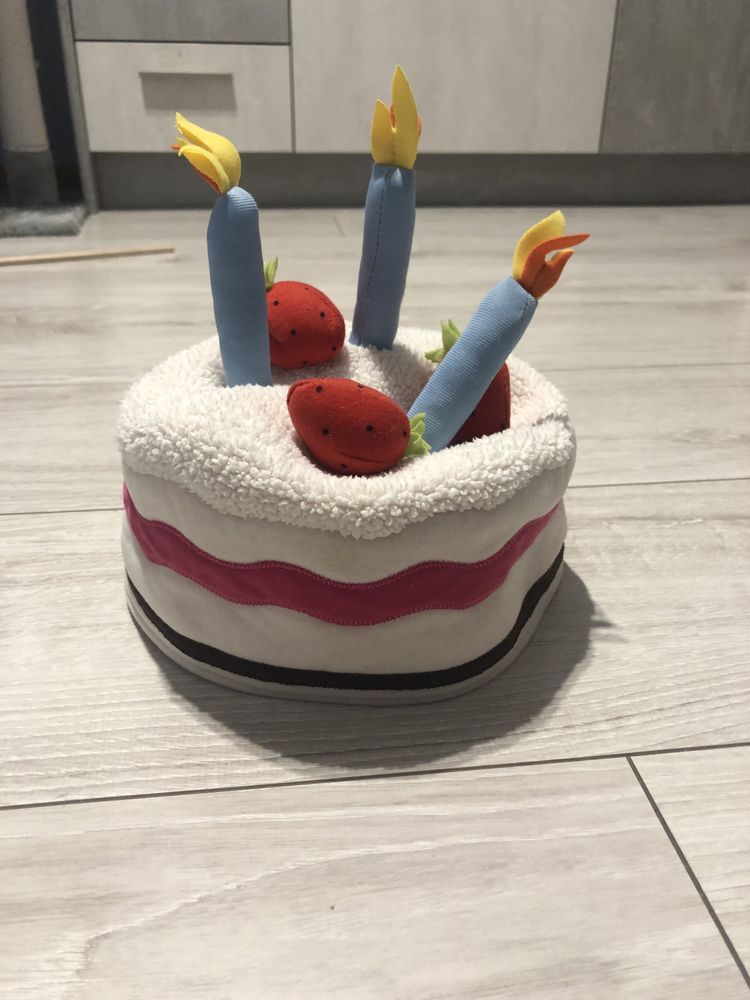 Urodzinowa czapka, tort, przebranie, 3 urodziny