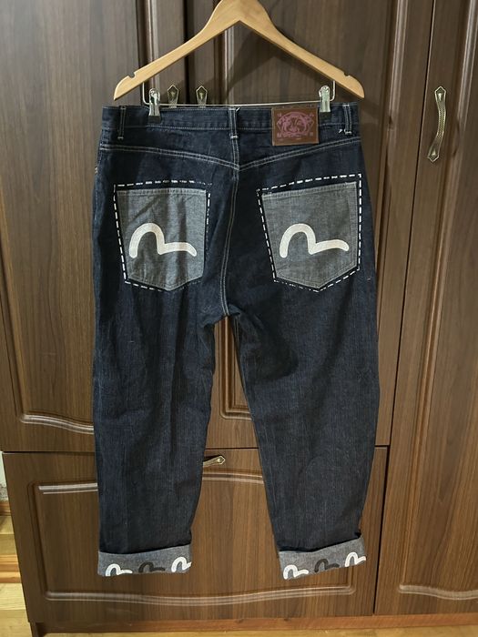 Оригінальні джинси evisu