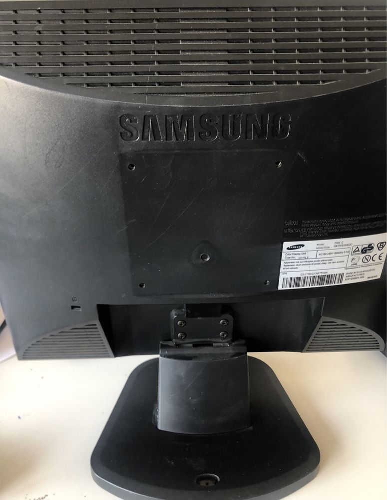 Samsung Monitor Stan Dobry 17 cali syncmaster 710v