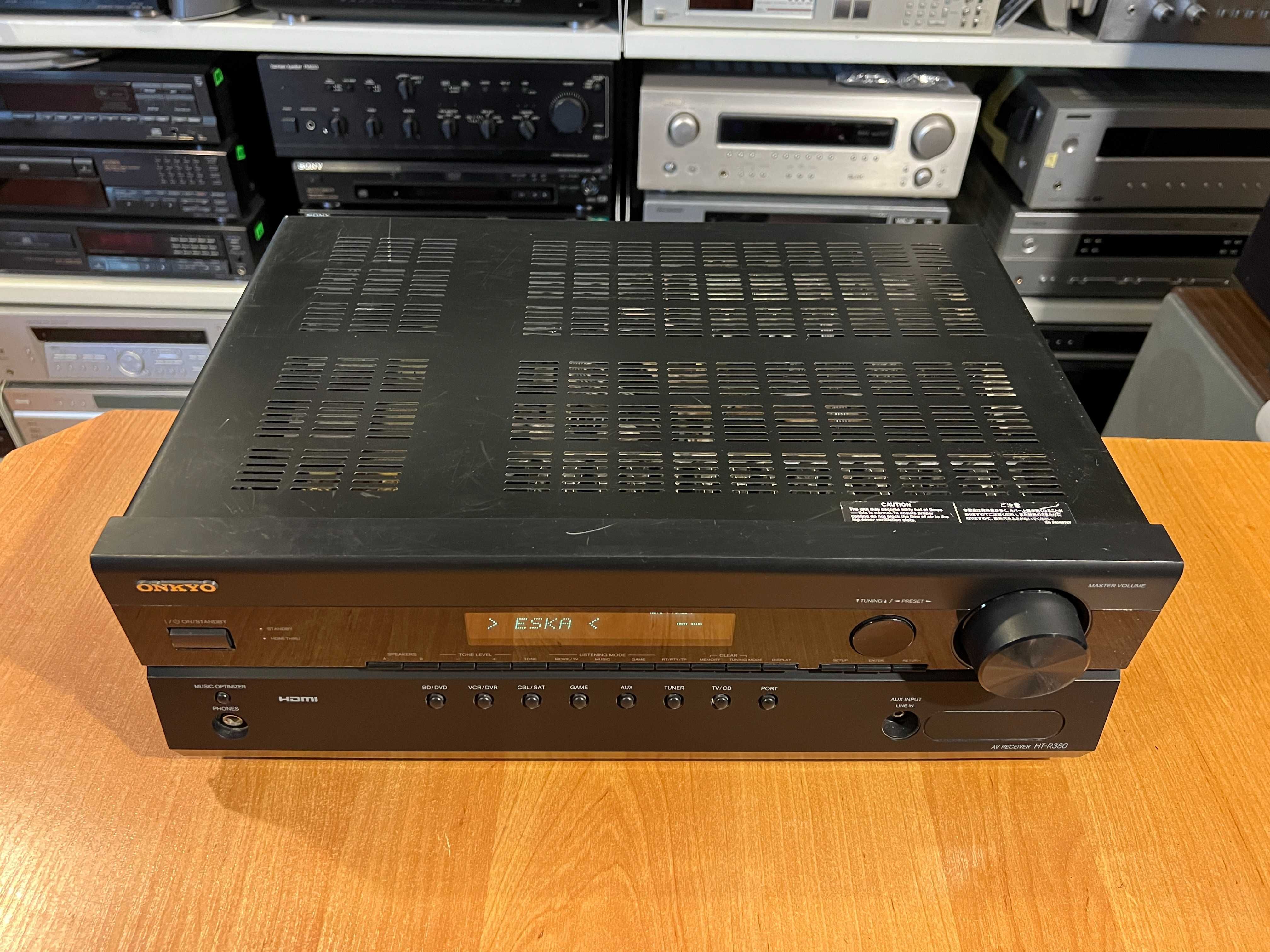 Amplituner Onkyo HT-R380 Audio Room