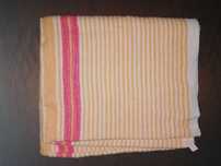 Ręcznik kąpielowy frotte rozmiar 65x112cm.