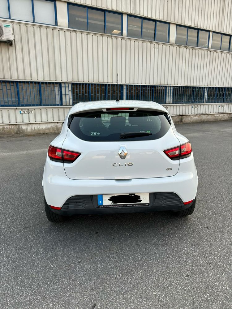 Renault Clio IV 1.5 dCi 90cv • 2014 • 150.000 km