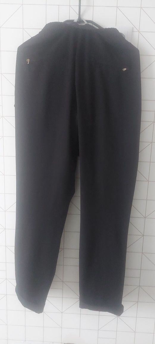 Spodnie damskie H&M r. 42 / XL eleganckie czarne z kieszeniami