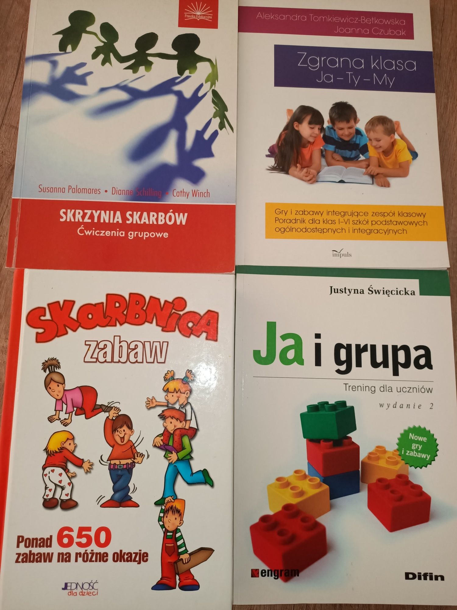 Komplet 4 książek dotyczących integracji i zabaw z dziećmi