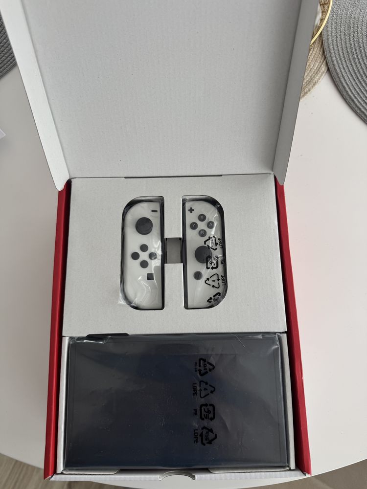 Nintendo switch oled Gwarancja