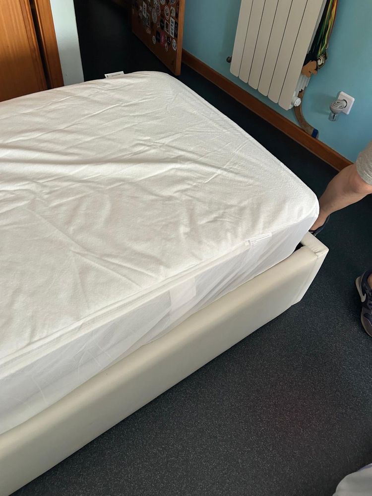 Cama solteiro com colchão