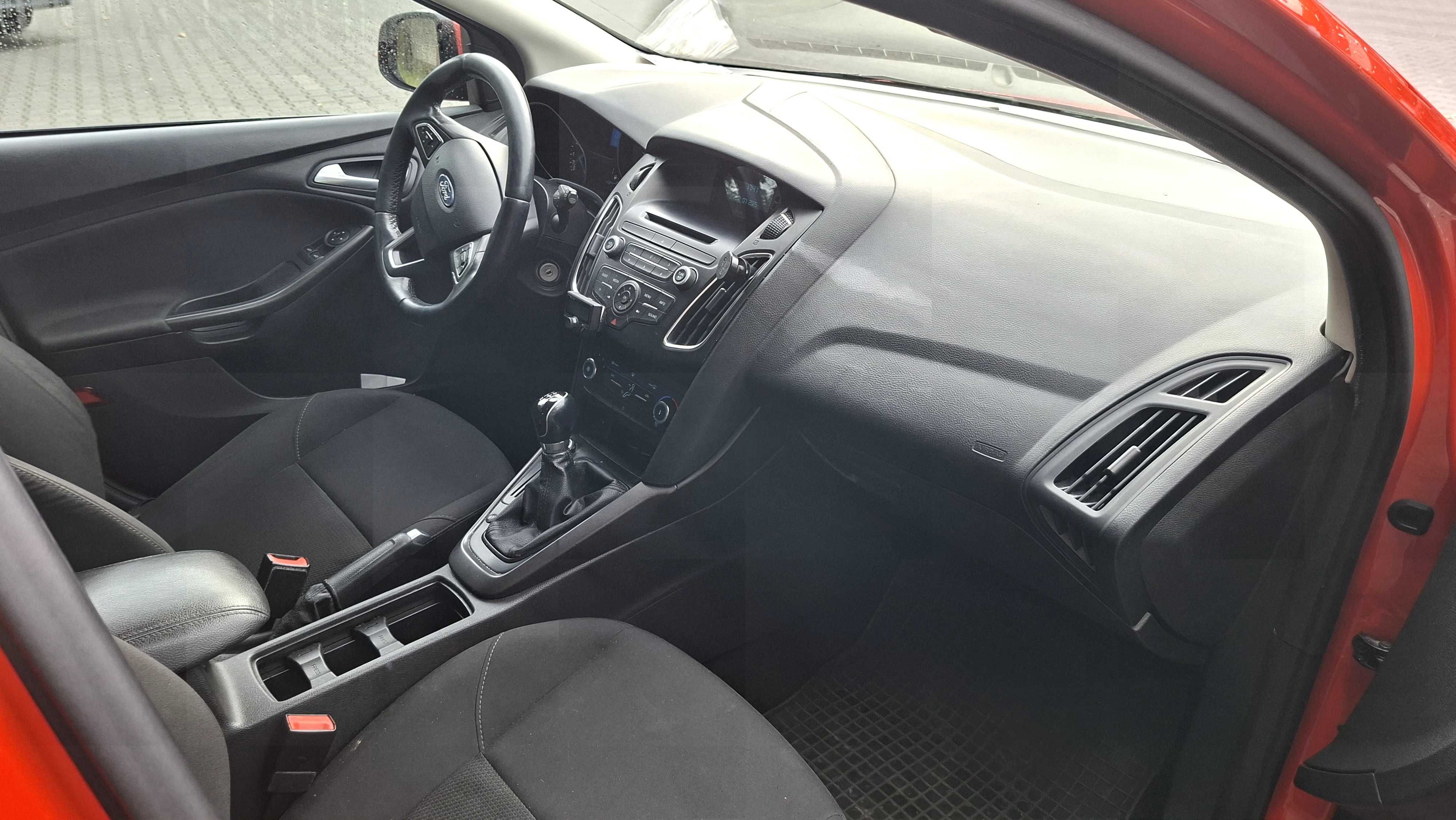 Ford focus benzyna 1.6 95 km 2027 rok