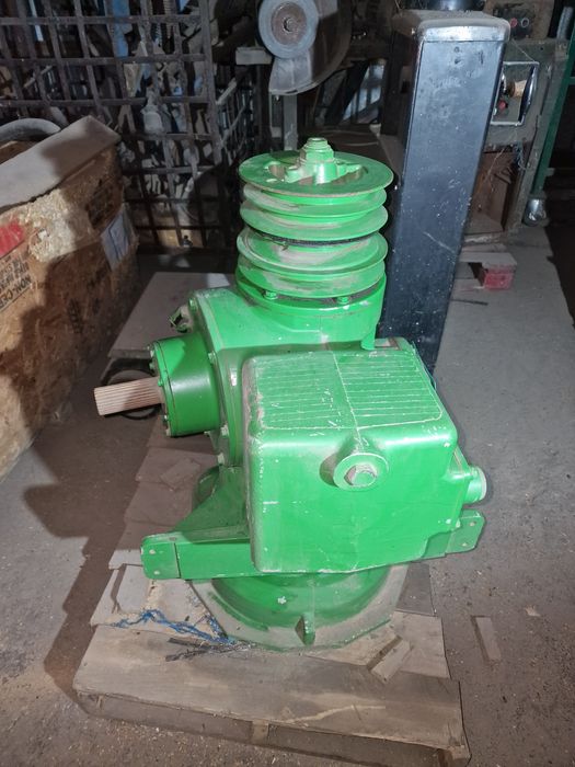 Центральный редуктор комбайна John Deere 9500, 9600
