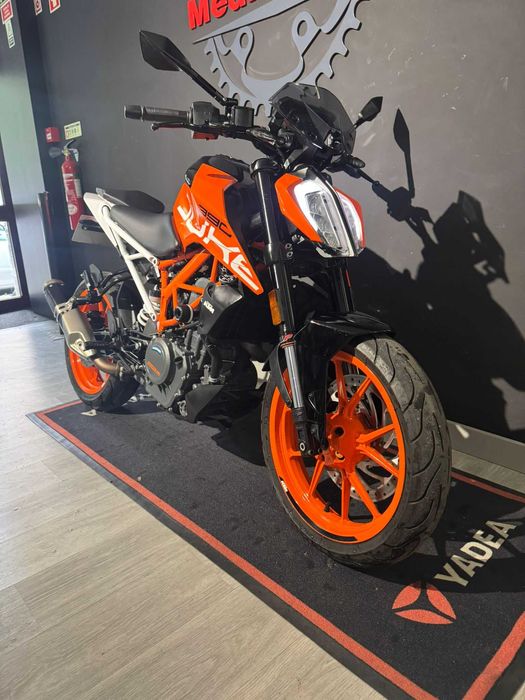 KTM 390 DUKE DE 2020 COM 24696 KMS