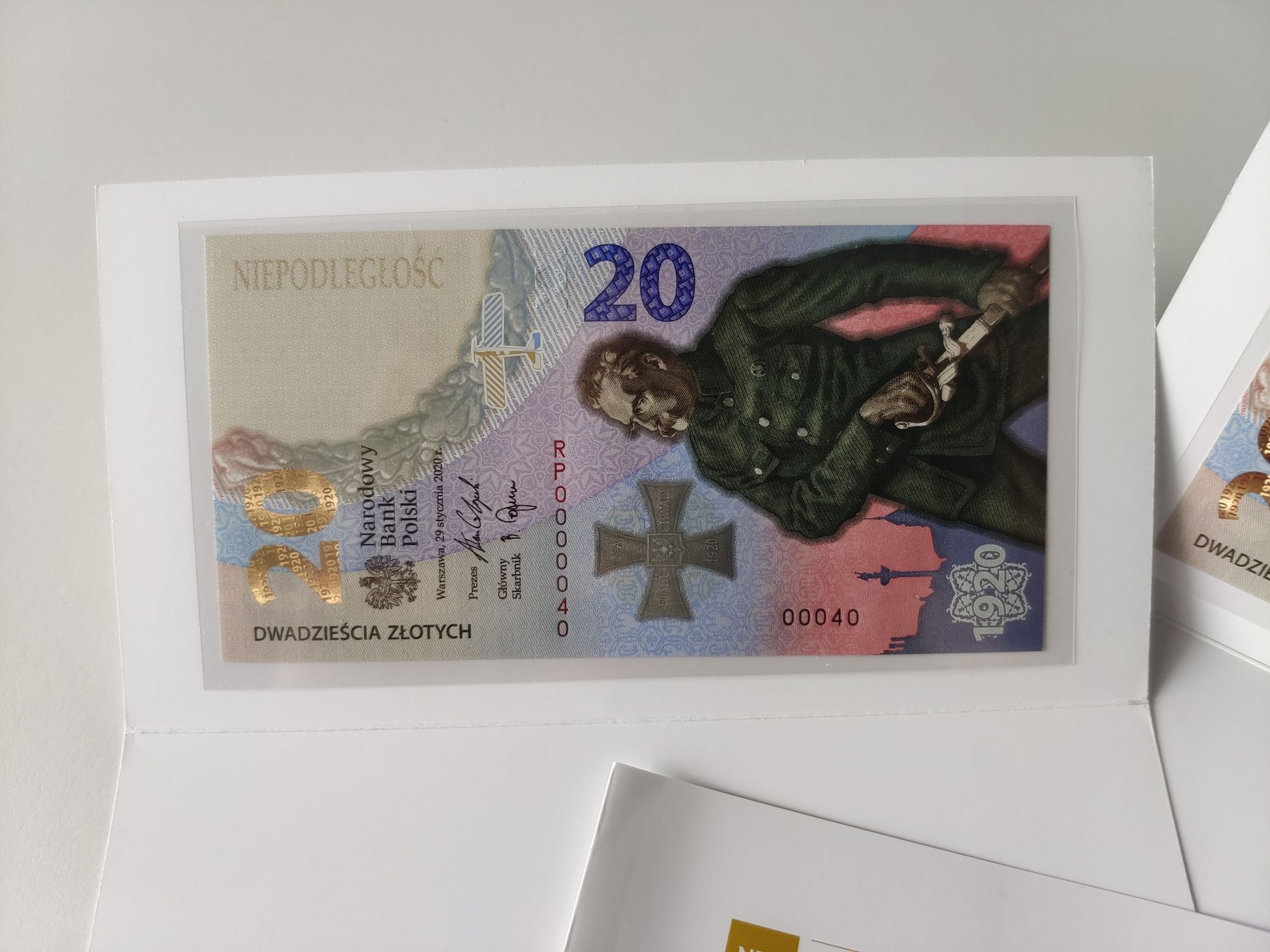 Banknot 20 zł Bitwa Warszawska nr 40 i nr 400