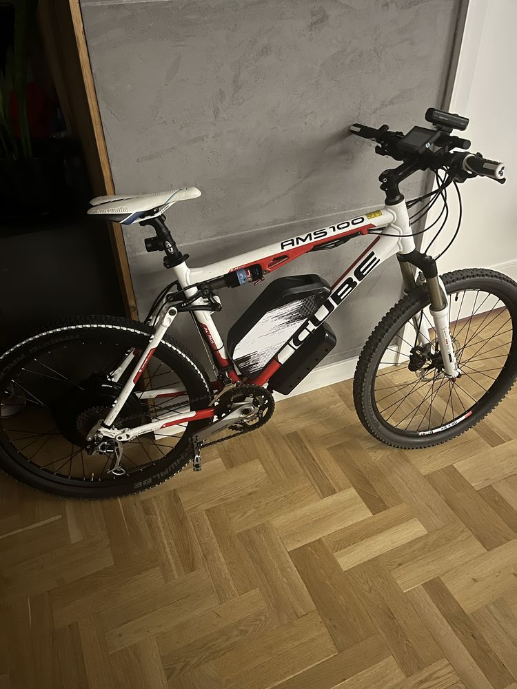 Rower elektryczny CUBE duza moc
