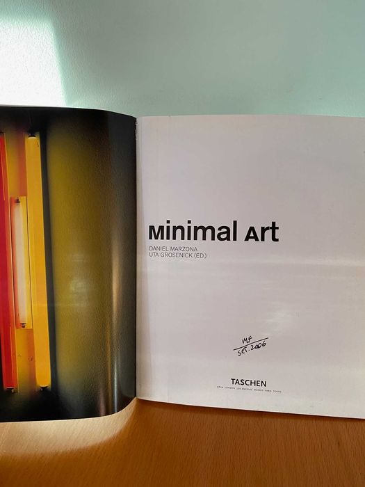 Minimal Art - Daniel Marzona
