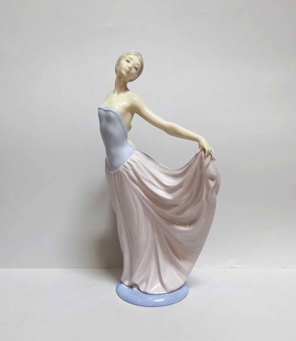 Tancerka, figurka Lladro, Hiszpania, 30cm