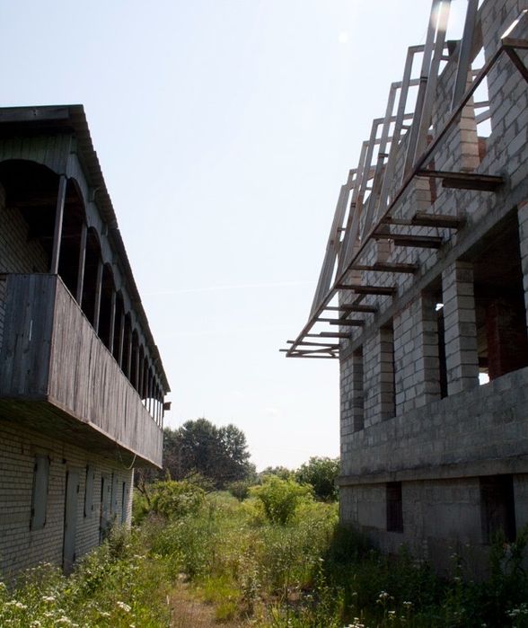 Недобудований будинок, с. Гоголів, Броварського р-ну