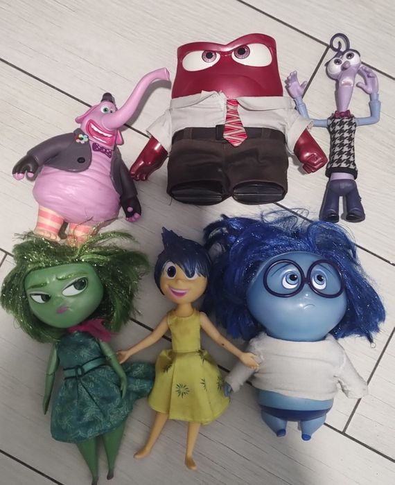 Думками на виворіт оригінал Disney