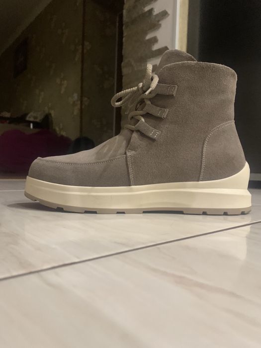 Зимові черевики жіночі