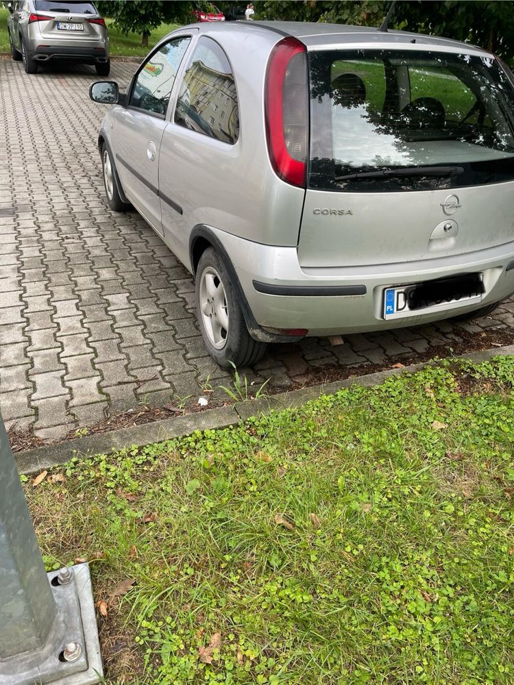 Sprzedam zadbanego opelka od kobiety polecam warto