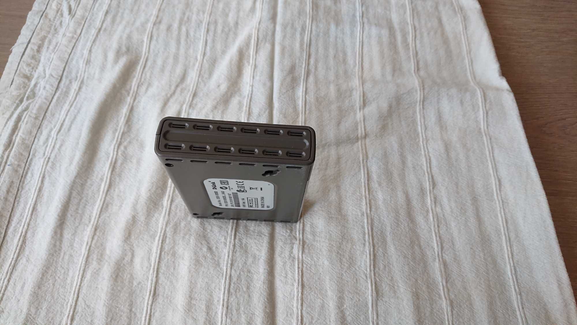 DES-1005D-5 port fast ethernet desktop switch 10/100Mbps