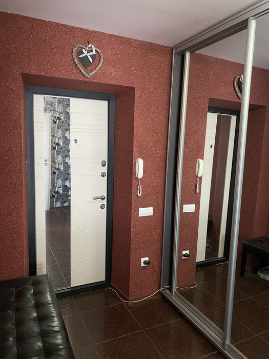 Власник продаю 3к квартиру по вул.Богоявленська 26 площею 77 на 10 пов