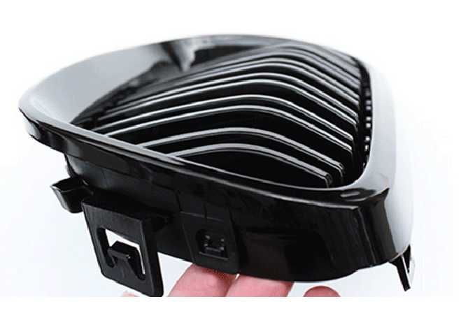 Nerki Grill BMW F30 F31 F32 F36 M3 Look Czarny Połysk Black Gloss