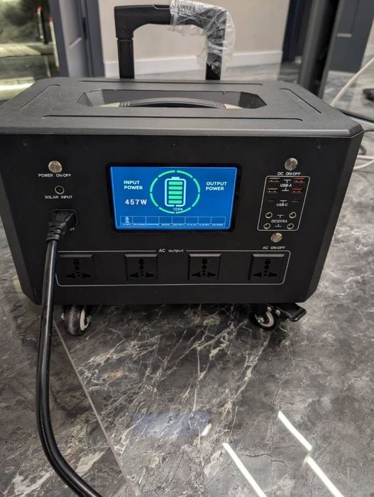 Зарядна станція 3072 wh