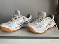 Buty dziecięce, sportowe, ASICS Upcourt 5 - używane, rozmiar 33,5